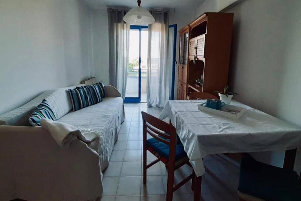 Bilocale Vista Mare Apartment Fano Bagian luar foto